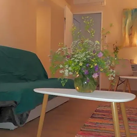 Au Bord Du Verdus Bed and Breakfast 3*