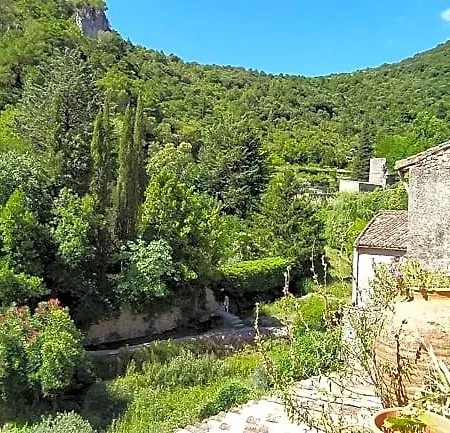 Au Bord Du Verdus